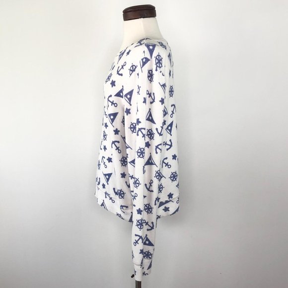 Wild Fox White Blue Nautical Anchor Ship Wheel Flag Graphic Pullover Sweater  | - Picture 3 of 11
